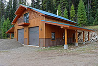 Garage at the Cool Creek Lodge